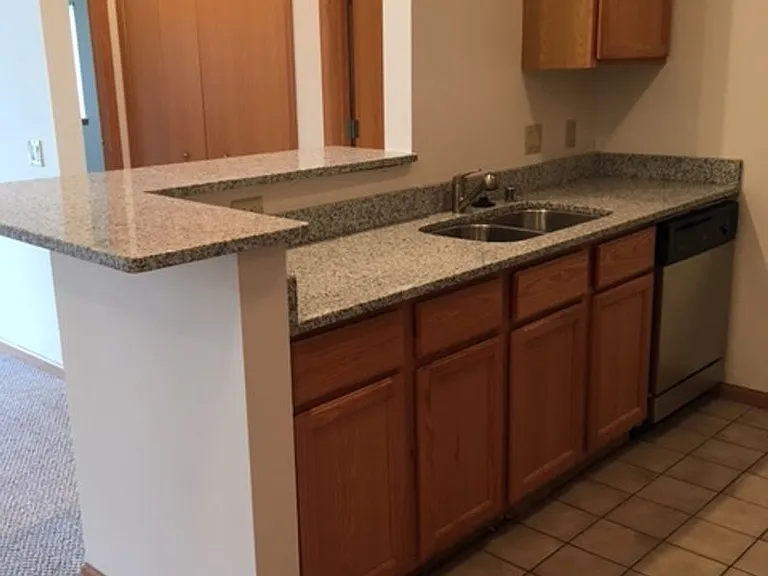 Seminole Woods Apartments — Photo 46