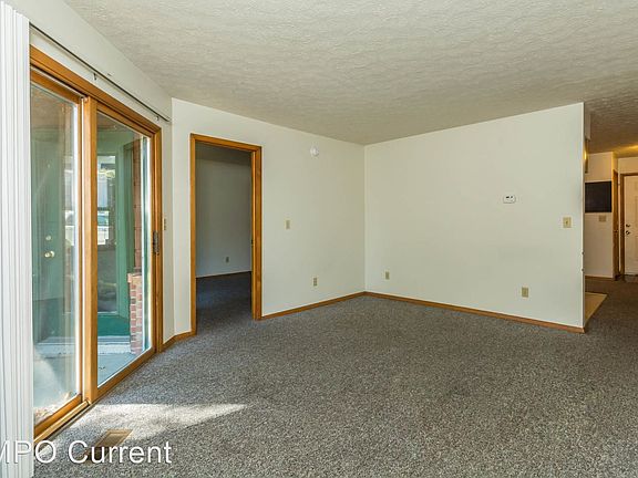 3rd image of 515 S Smith Ave