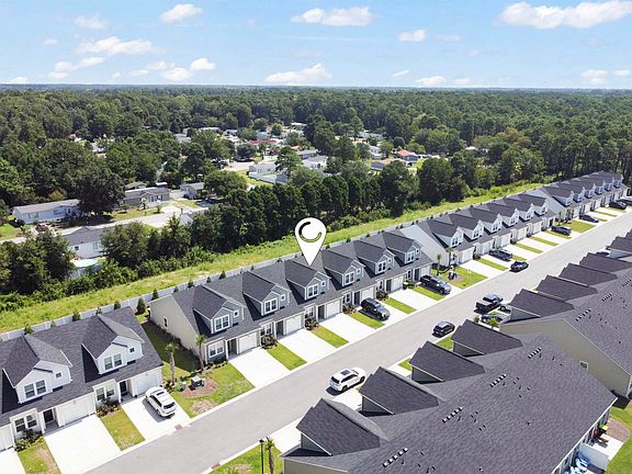 2nd image of 2081 Victory Way #2081