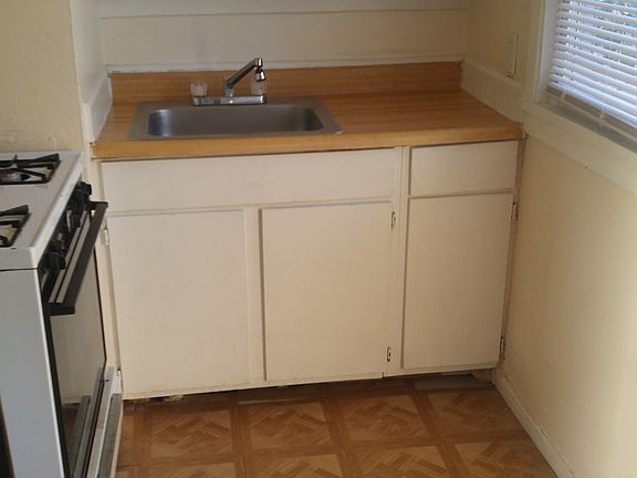 3rd image of 33126 Alaska Ct