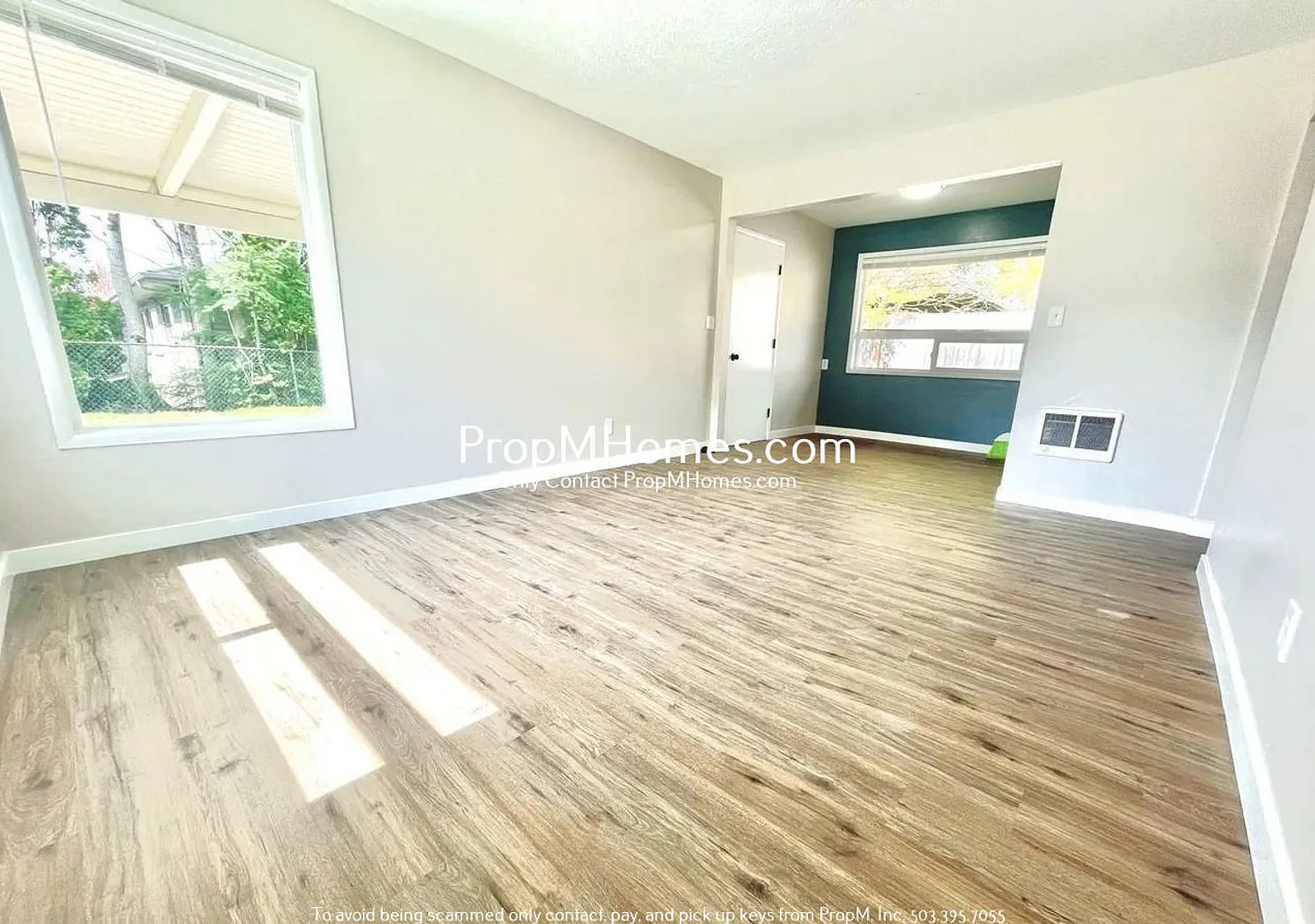 Updated One Bedroom Duplex in Montavilla! — Photo 2