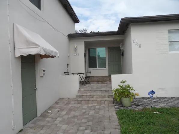 3363 SW 7th St, Miami, FL 33135
