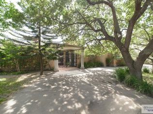 15 Edgewater Pl, Brownsville, TX 78521