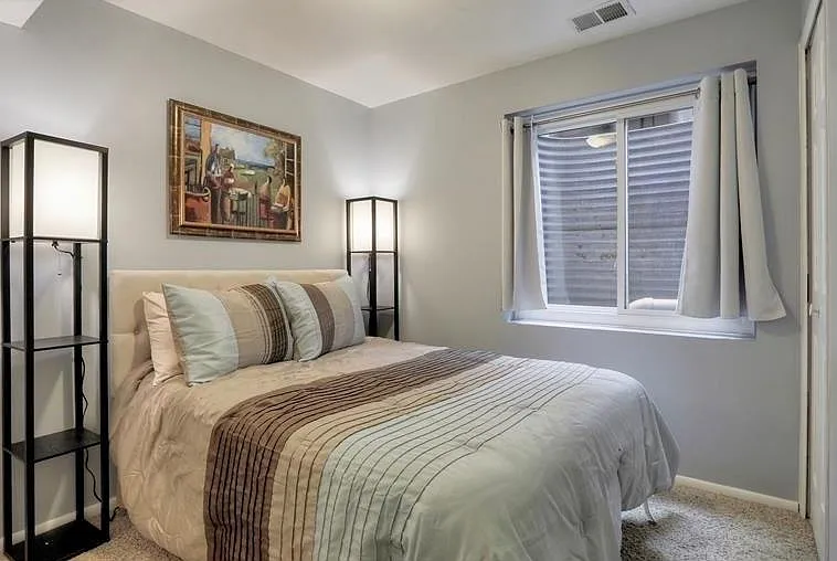 basement bedroom