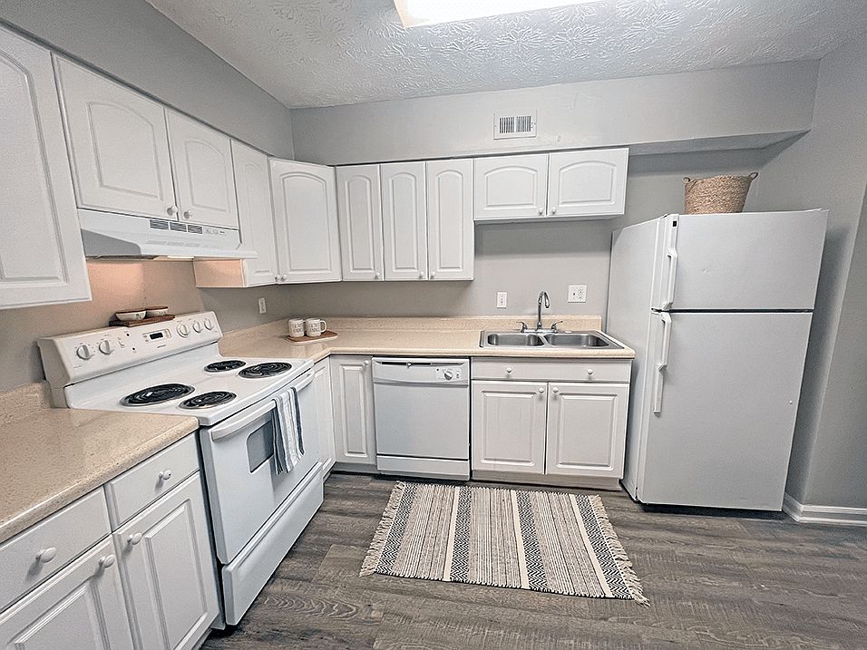 Fully-Equipped Kitchen with Dishwasher
