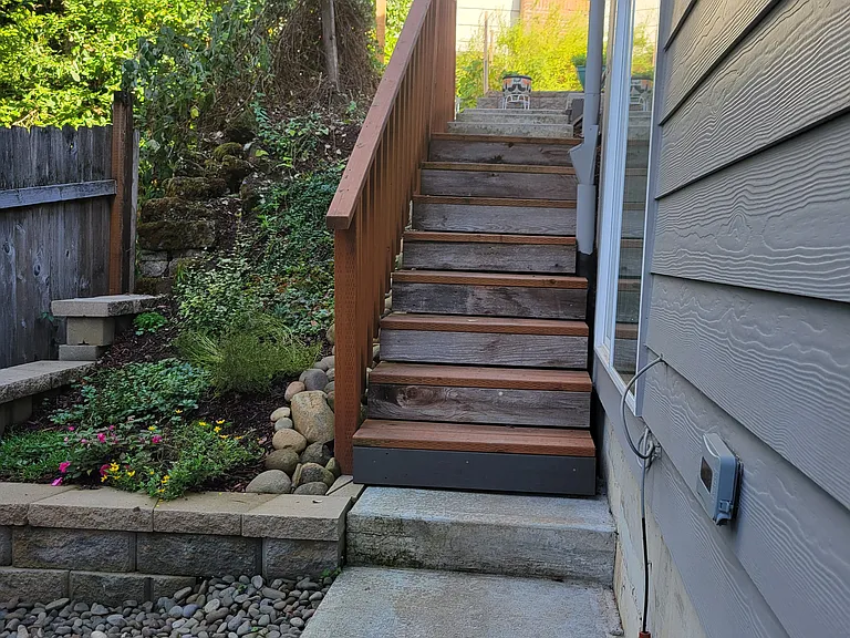 6315 SE Laura Ave — Photo 4