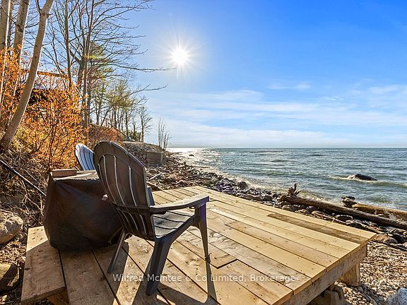 3rd image of 639 Bruce Rd #13
