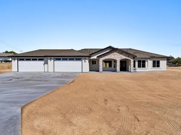 17113 Karen Rd, Madera, CA 93636