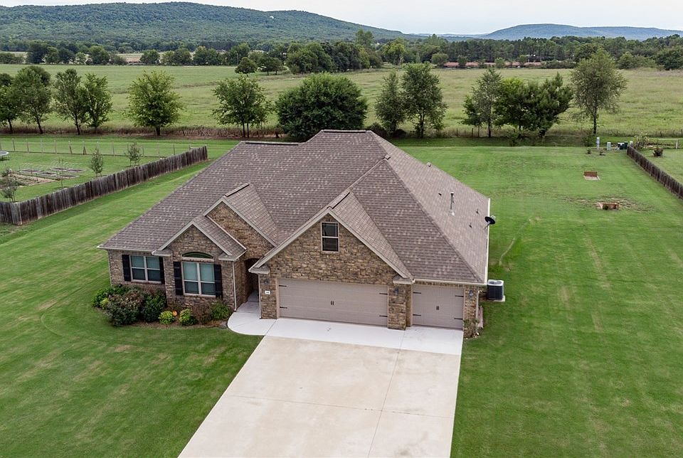 1st image of 349 Orchard Creek Dr