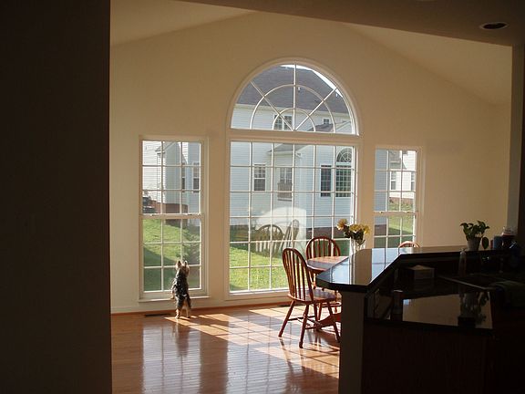3rd image of 1609 Selma Pl