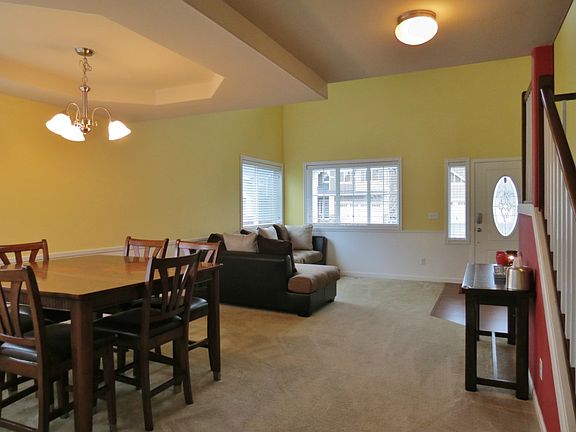4th image of 3507 180th St E