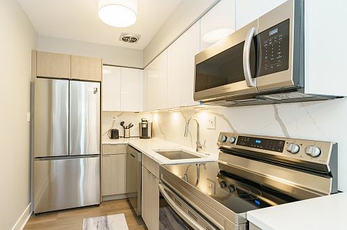 1st image of 1533 N Wieland St APT 1A