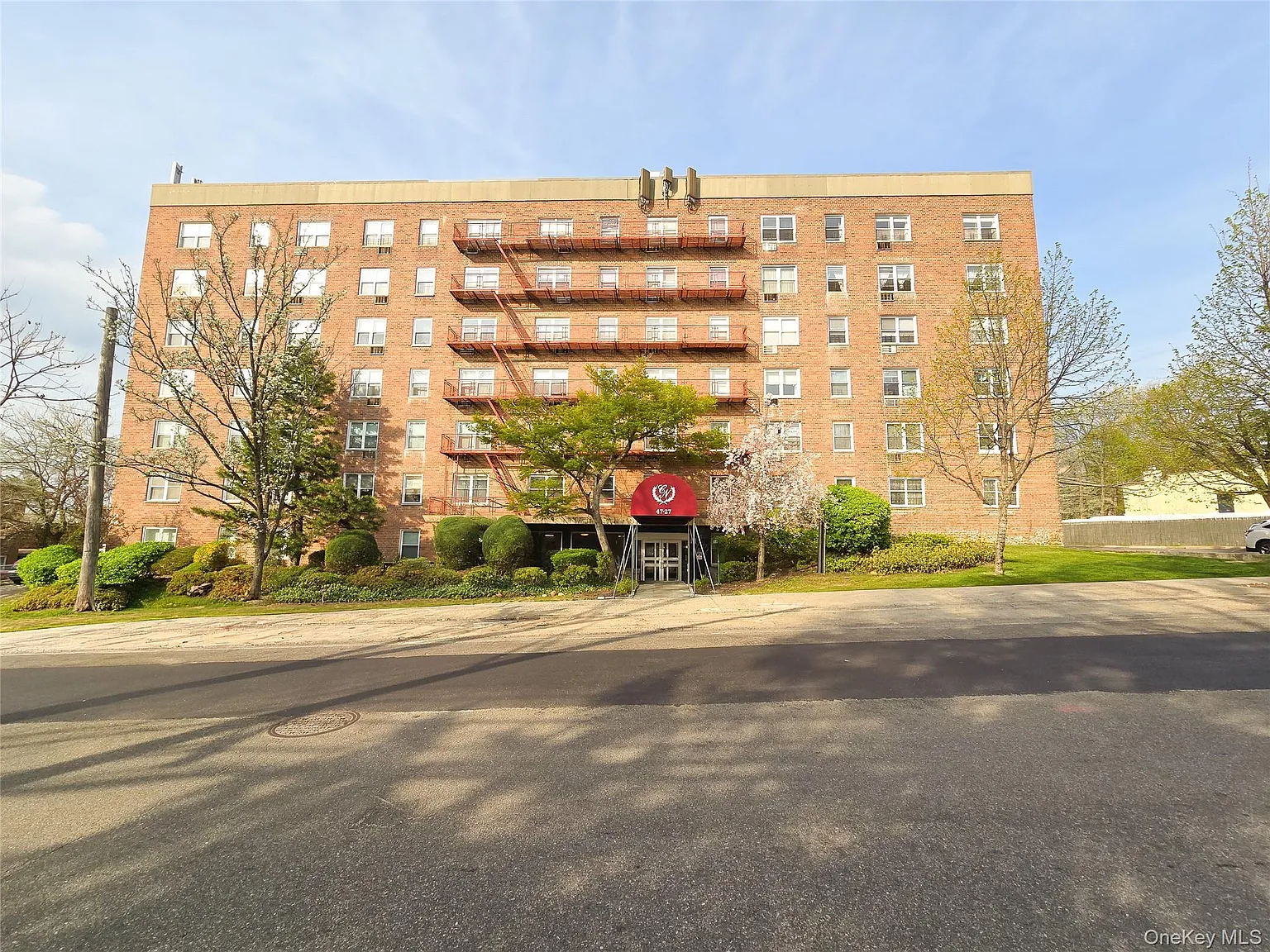 Studio, 1.0 bath, 500 sqft, $1,900 — Photo 1