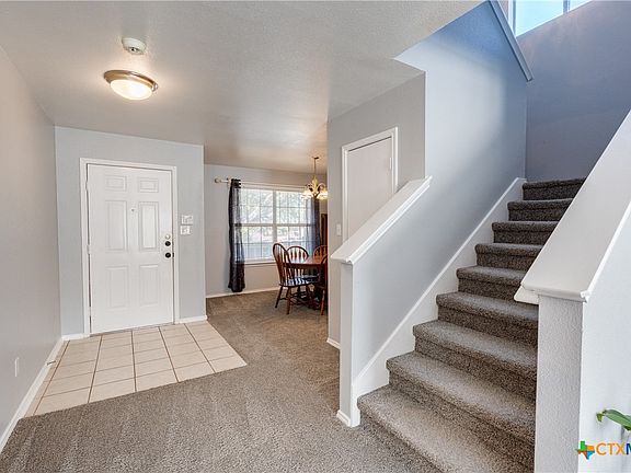 4th image of 1615 Sunnycrest Cir