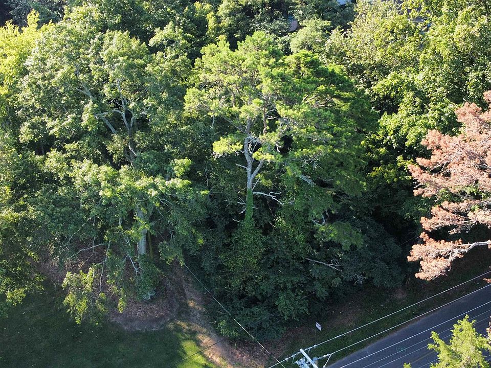 2nd image of 15051630 Willow Beach Rd