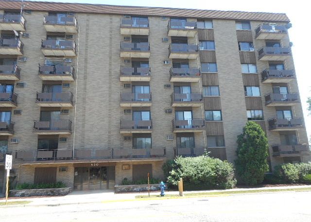 1st image of 850 Des Plaines Ave APT 104