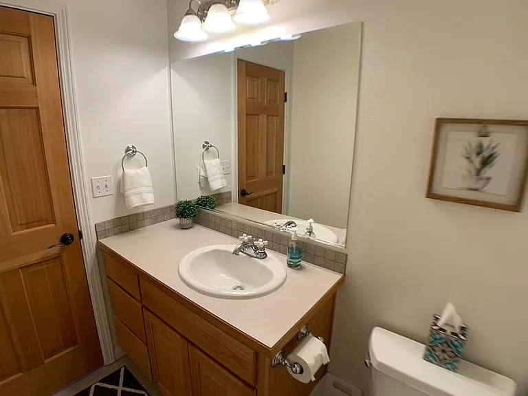 1702 SE Karena Ct — Photo 19