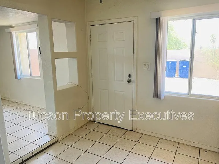 208 W Ventura St #1-A — Photo 6
