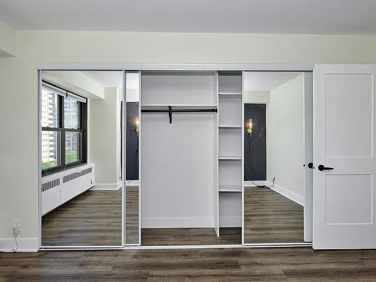6118 N Sheridan Rd #707 — Photo 7