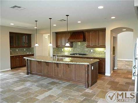 5th image of 657 Coastal Hills Dr