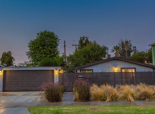 17219 Valerio St, Van Nuys, CA 91406