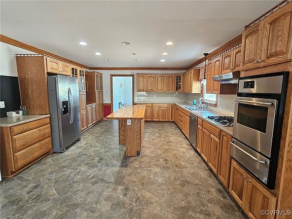 5th image of 16184 Plantation Ln