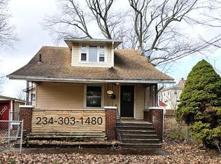 2270 9th St SW, Akron, OH 44314