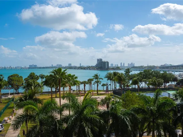 488 NE 18th St, Miami, FL