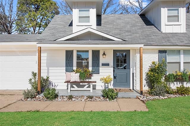 1st image of 1105 Paula Dr