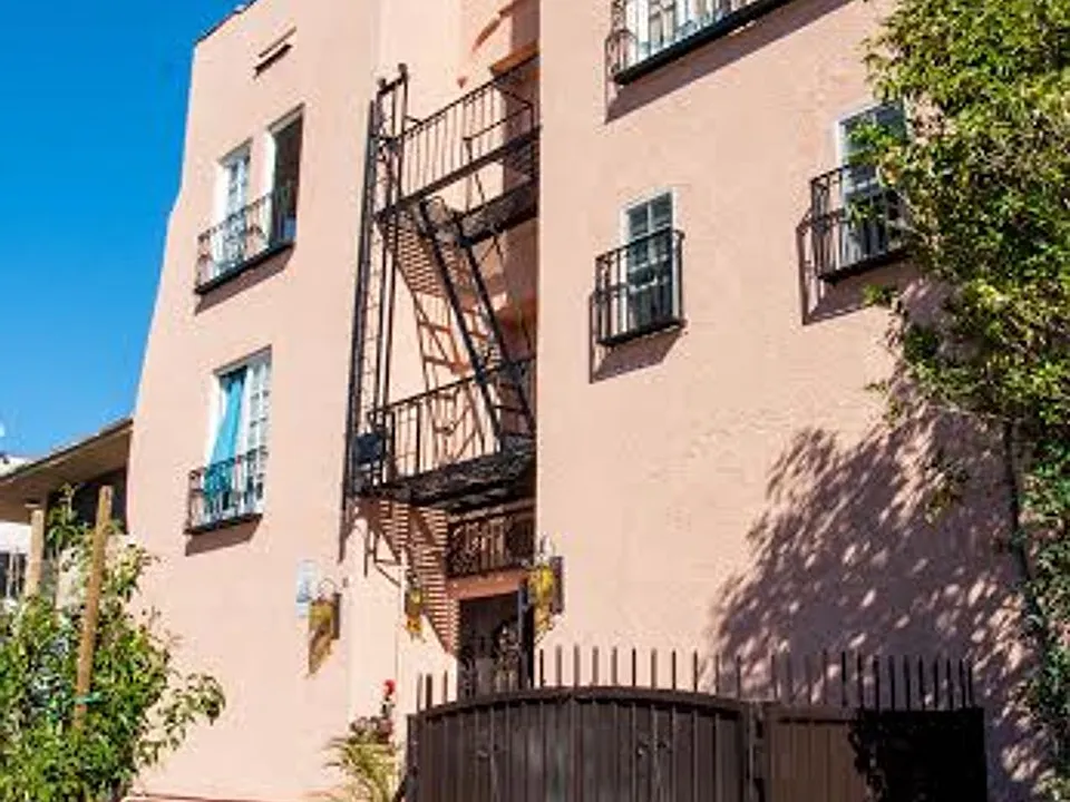 HBT - Casa Bonita Apartments