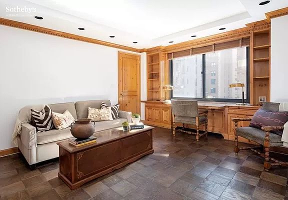 5th image of 50 E 89th St APT 5D