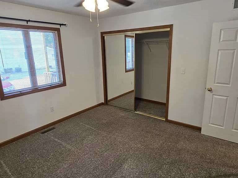 101 E Little St #B — Photo 12