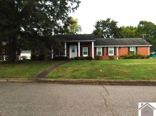 1301 Sunnyside Dr, Mayfield, KY 42066