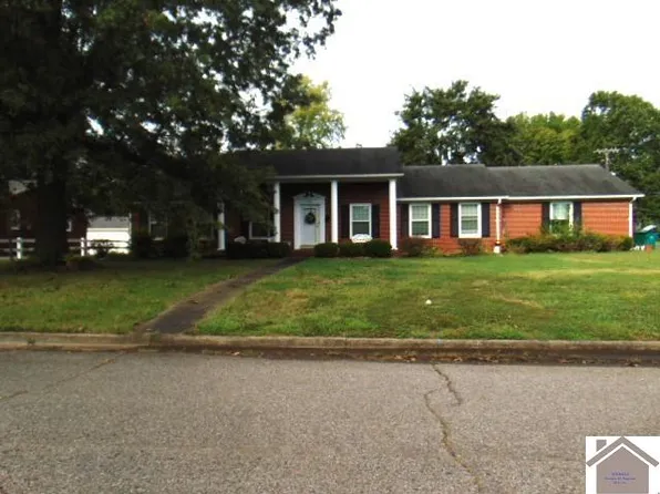 1301 Sunnyside Dr, Mayfield, KY 42066