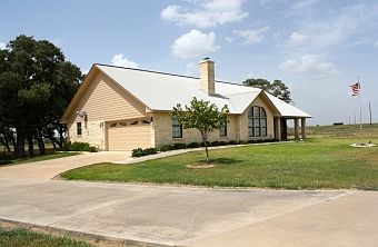 3rd image of 813 County Road 244