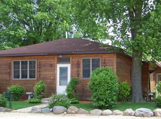 305 S 1st St, Oregon, IL 61061