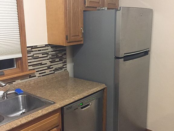 2nd image of 9320 Demunda Ave