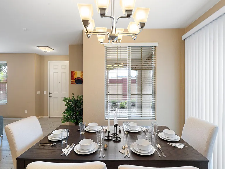 9122 W Coolbrook Ave — Photo 8