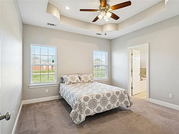 2nd image of 12411 Hay Hollow Rd