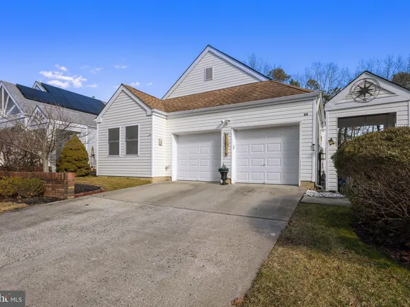 89 Deerfield Dr, Manahawkin, NJ 08050