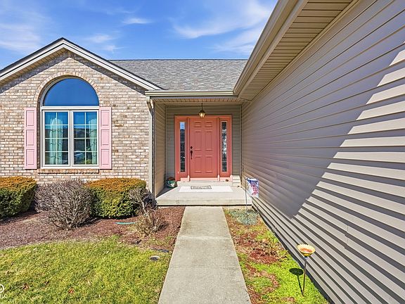 4th image of 3442 Berkdale Dr