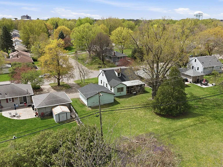 1697 Rose Pl — Photo 38