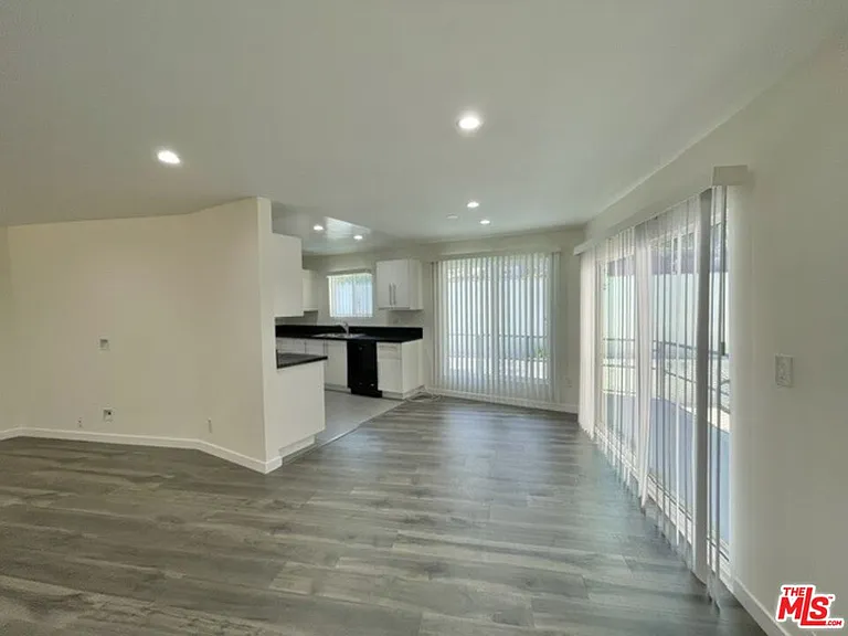 8397 Fountain Ave #203 — Photo 6