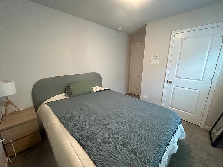 417 Middlebury Ln — Photo 21