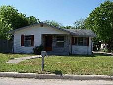 1st image of 722 Vickers Ave