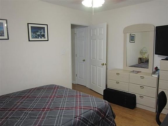 4th image of 1347 Silver Moon Dr
