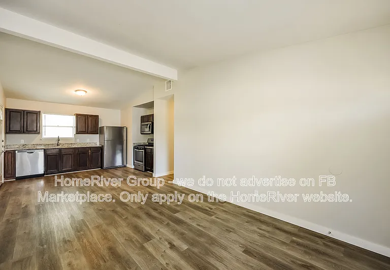 4814 Castle Arms — Photo 5