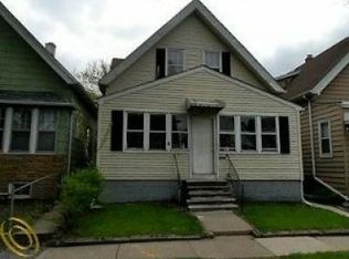 225 Fairmont St, River Rouge, MI 48218