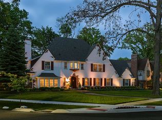 1700 Balmoral Dr, Detroit, MI