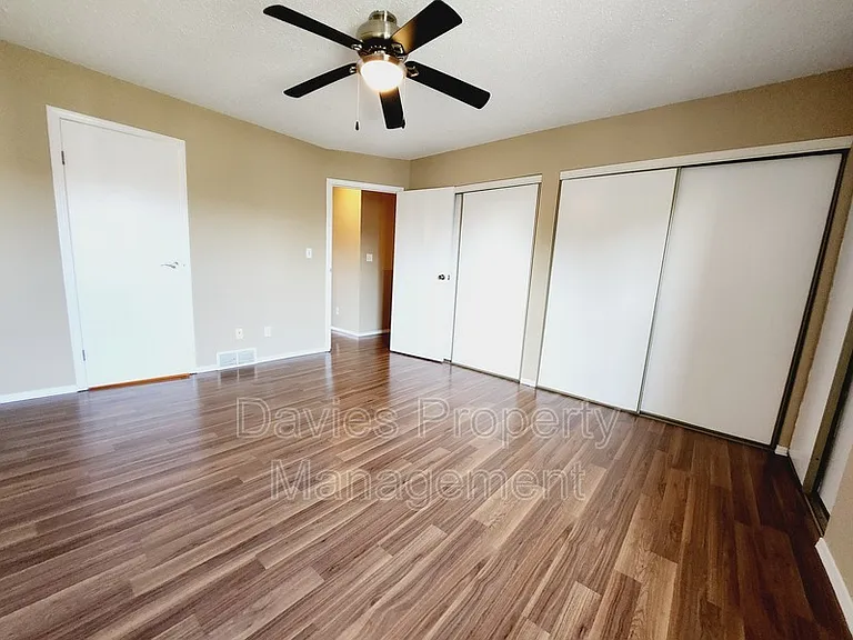 636 Saddleback Rd NW — Photo 8